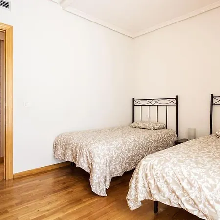 Pasaje De Giles Con Garaje Apartment