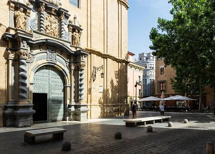 Pasaje De Giles Zaragoza